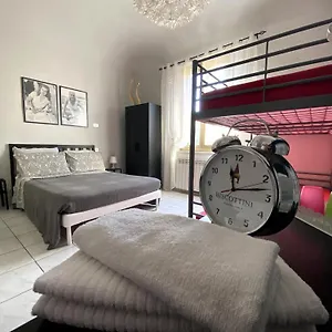 https://camera-con-bagno-privato-piaggio-vespa-pontedera-room.it-tuscanyhotel.com